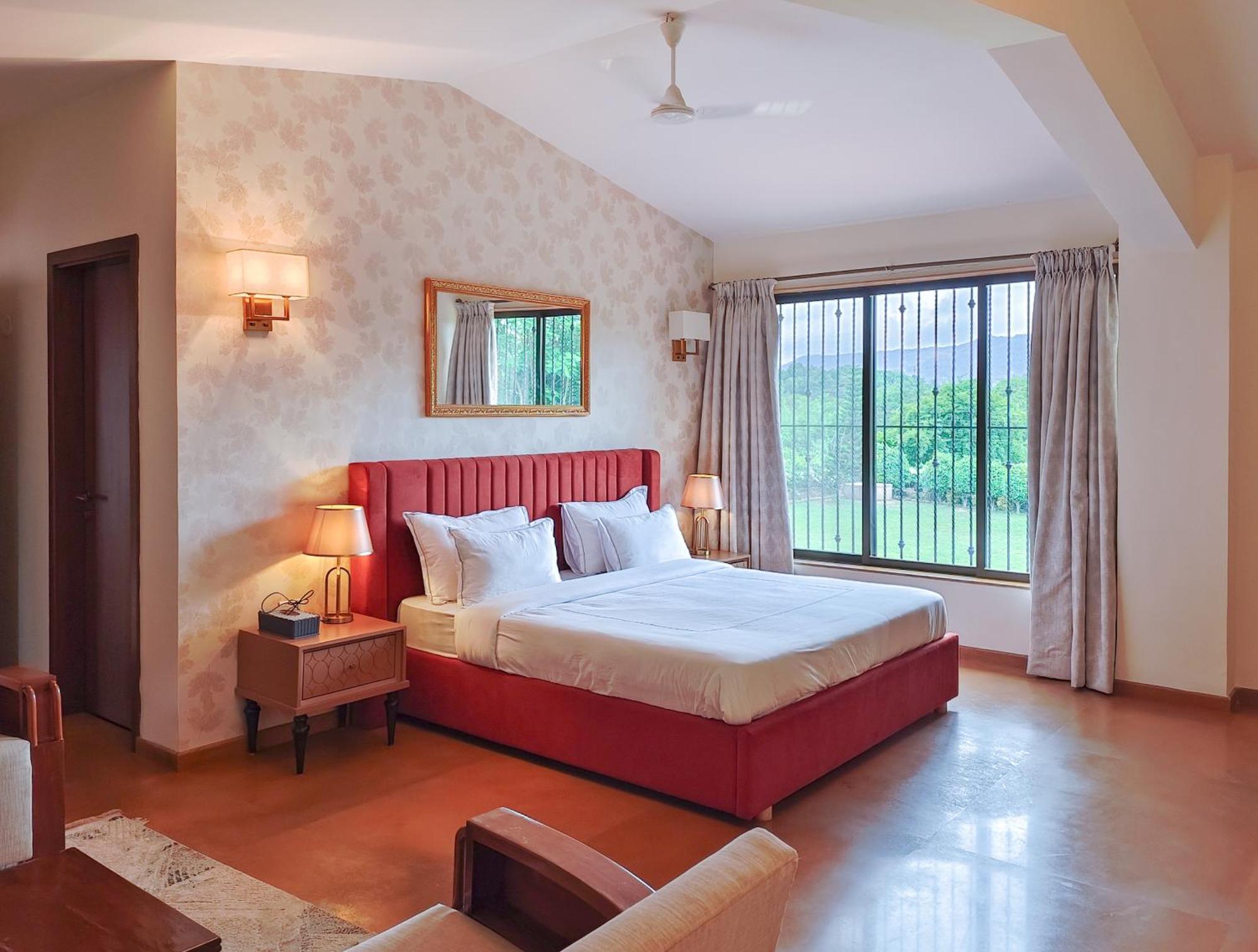White Stallion Villa Lonavala Esterno foto