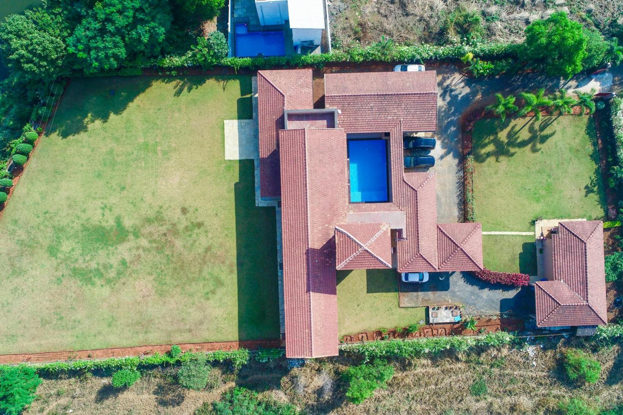 White Stallion Villa Lonavala Esterno foto